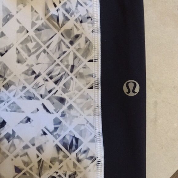 Lululemon Speed Tight II full length with pockets size 4 - Picture 3 of 14